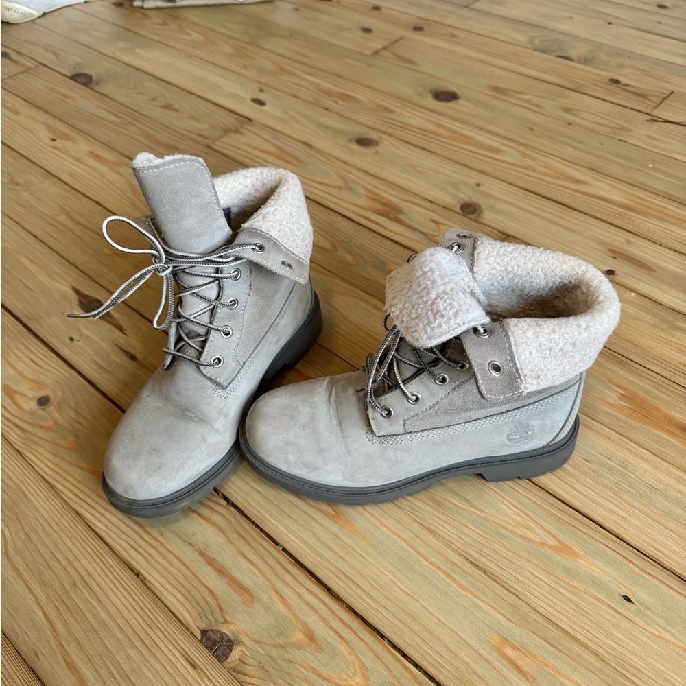 Timberland Gray Shearling Boots